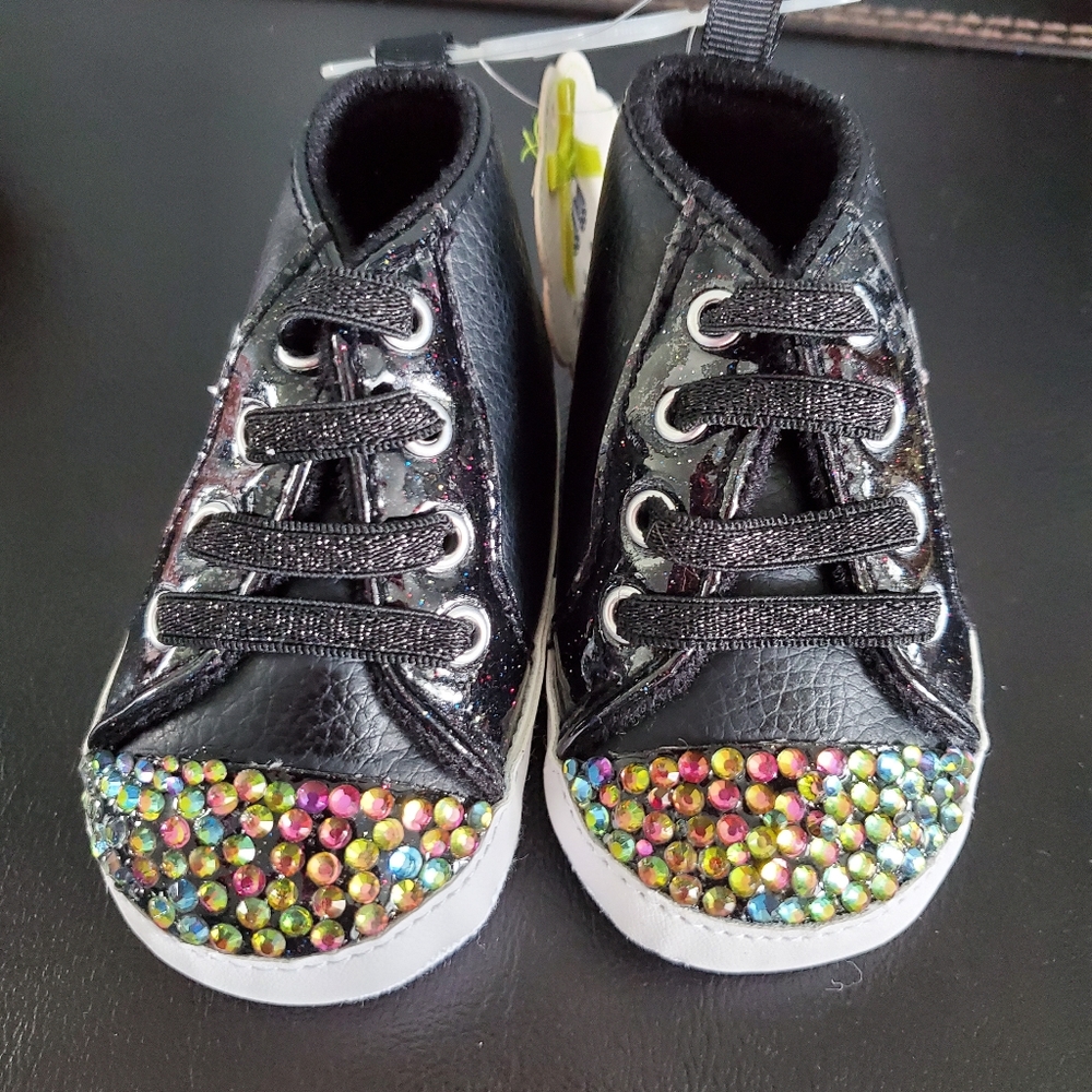 Infant girl shoes